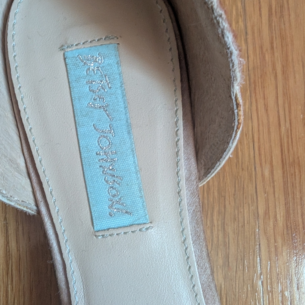 Betsey Johnson Light Pink Cutout Flats - Picture 4 of 5